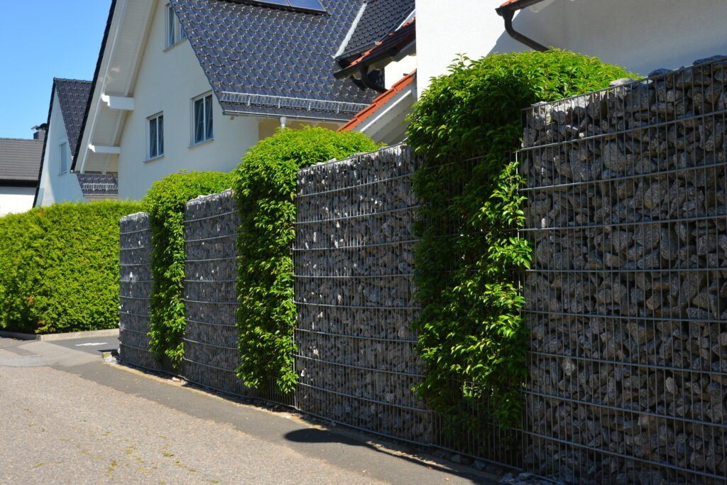 Gabionen Steinsäulen Bernau